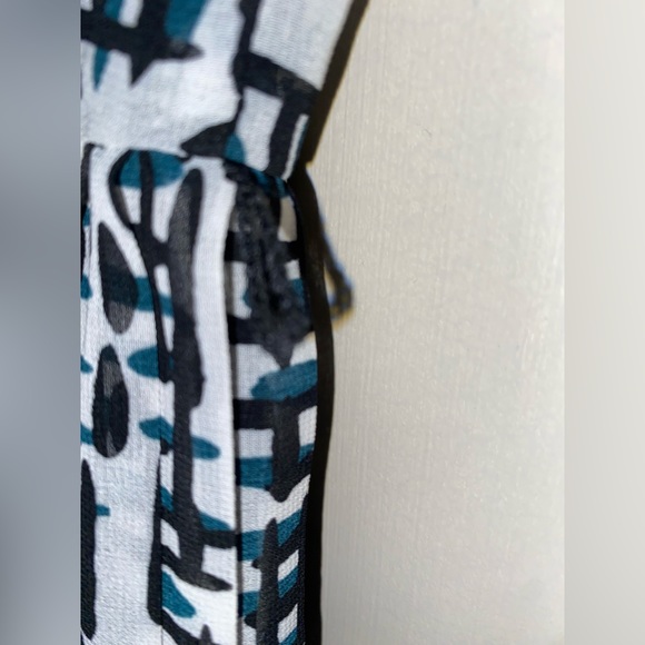 Donna Morgan tie neck dress. Excellent condition - Picture 6 of 7